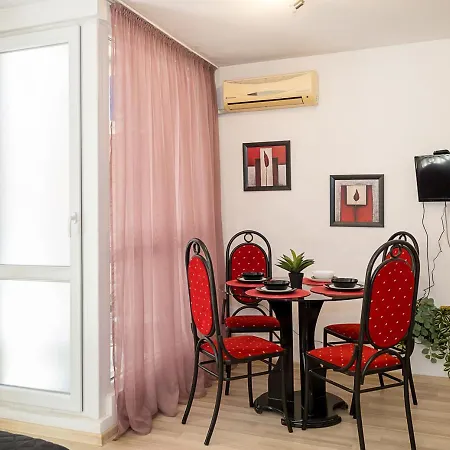 Appartement Near Grand Mall I Cozy & Convenient By Flat Mаnаger Varna