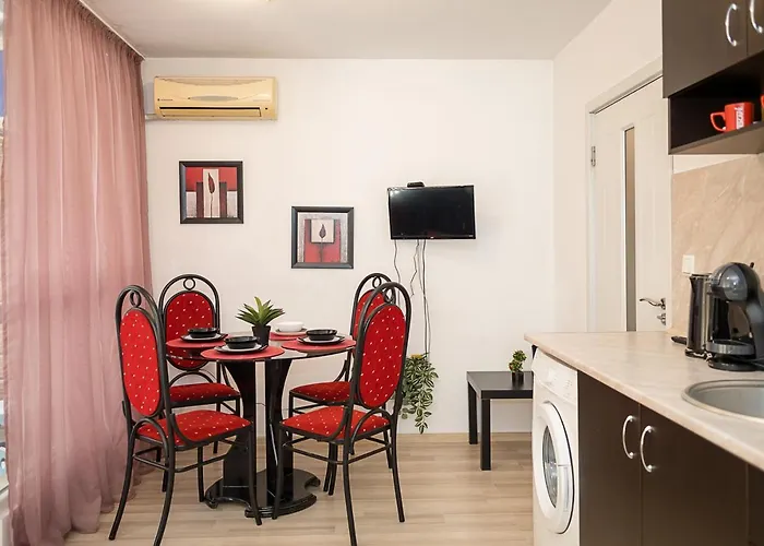 Near Grand Mall I Cozy & Convenient By Flat Mаnаger Varna